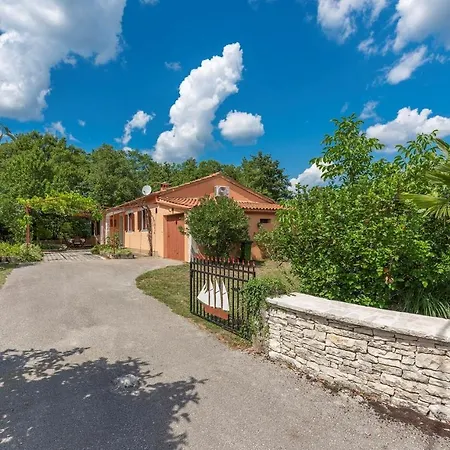 Fragola Holiday home
